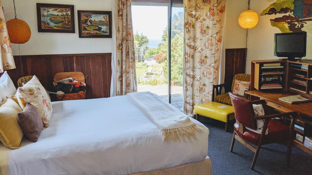 The Andiron Seaside Inn & Cabins Little River 外观 照片