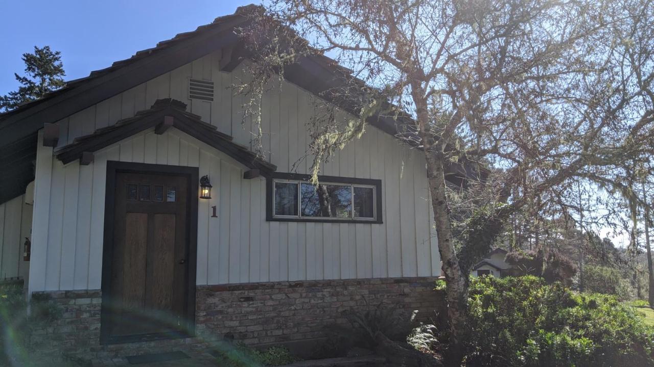 The Andiron Seaside Inn & Cabins Little River 外观 照片